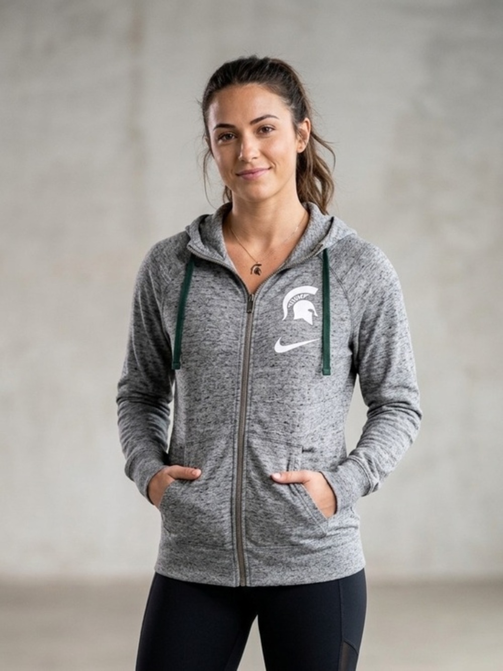 Nike Women’s X Small Michigan State Spartans Gray Vintage Hoodie Sweatshirt XS